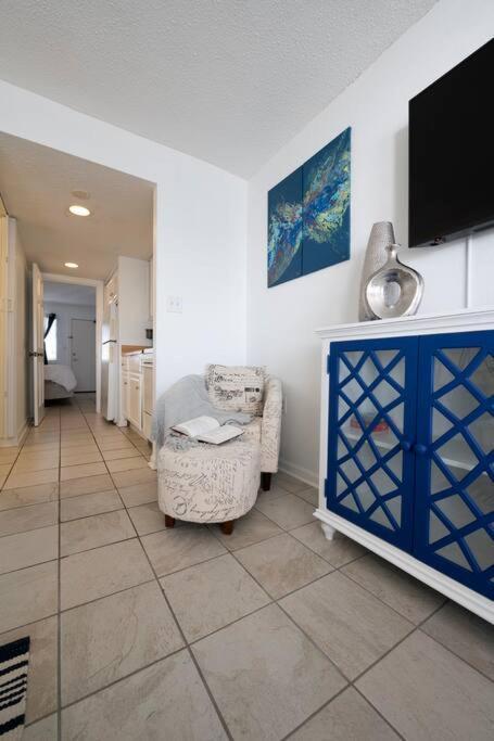 Royal Retreat-Amazing View-King Bed-1 Bedroom-Full Kitchen-Free Parking-Self Check-In Μιρτλ Μπιτς Εξωτερικό φωτογραφία