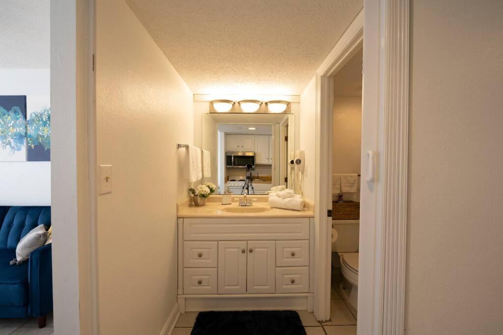 Royal Retreat-Amazing View-King Bed-1 Bedroom-Full Kitchen-Free Parking-Self Check-In Μιρτλ Μπιτς Εξωτερικό φωτογραφία